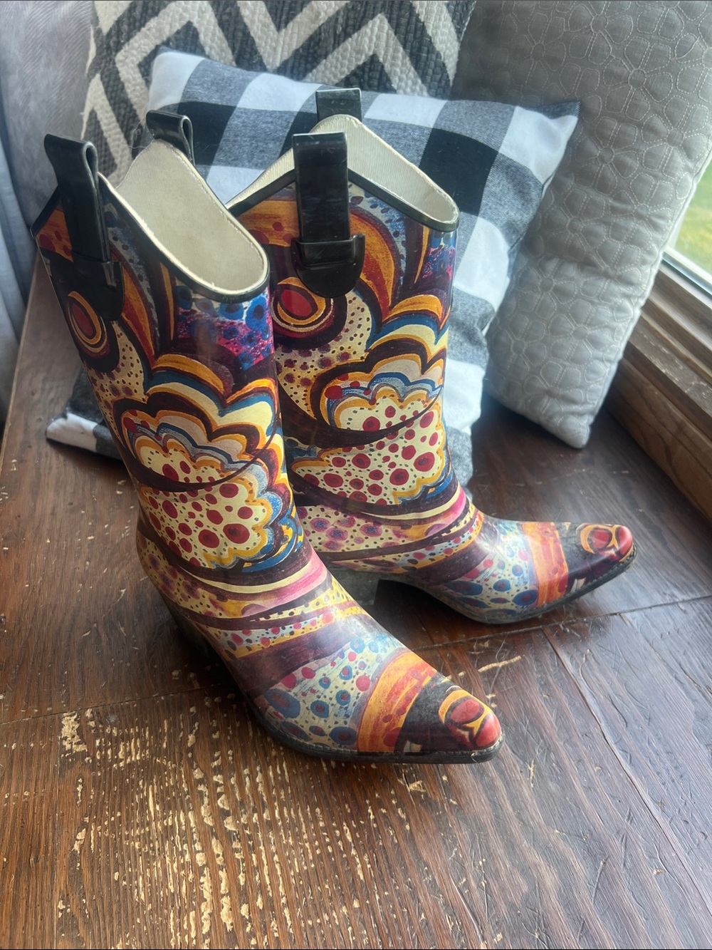 Corky’s Rain Boots. Cowboy style boots! Size 8.